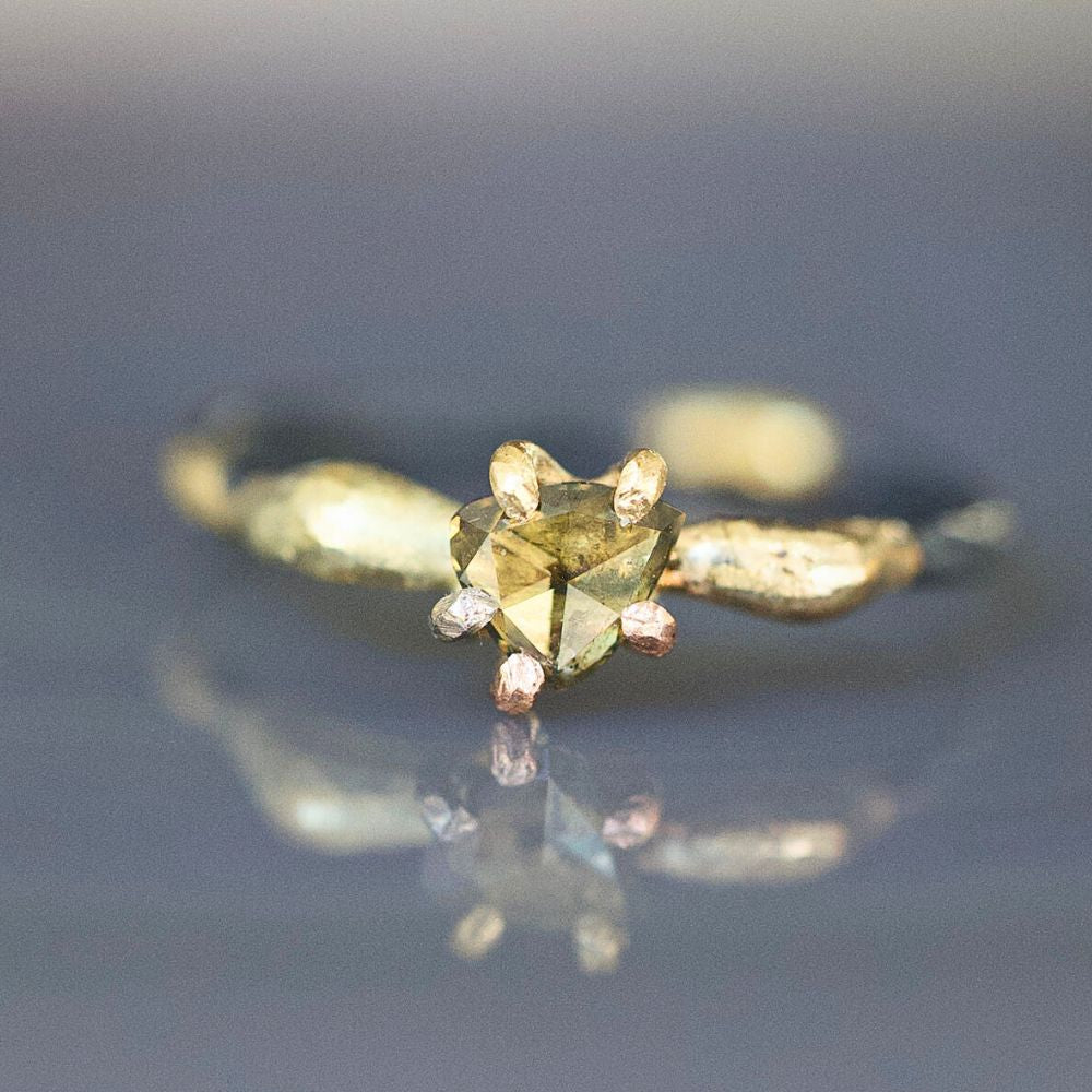 Green 0.31CT Amorphous Rose Cut Diamond Ring