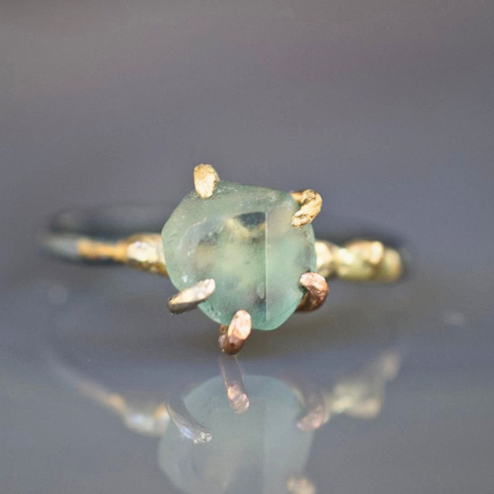 Montana Sapphire Small Stone Ring