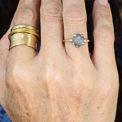 Montana Sapphire Small Stone Ring on a Yellow Gold Embedded Band