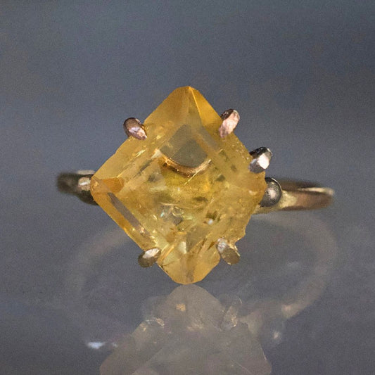 Imperial Topaz Medium Stone Ring on a Yellow Gold Embedded Band