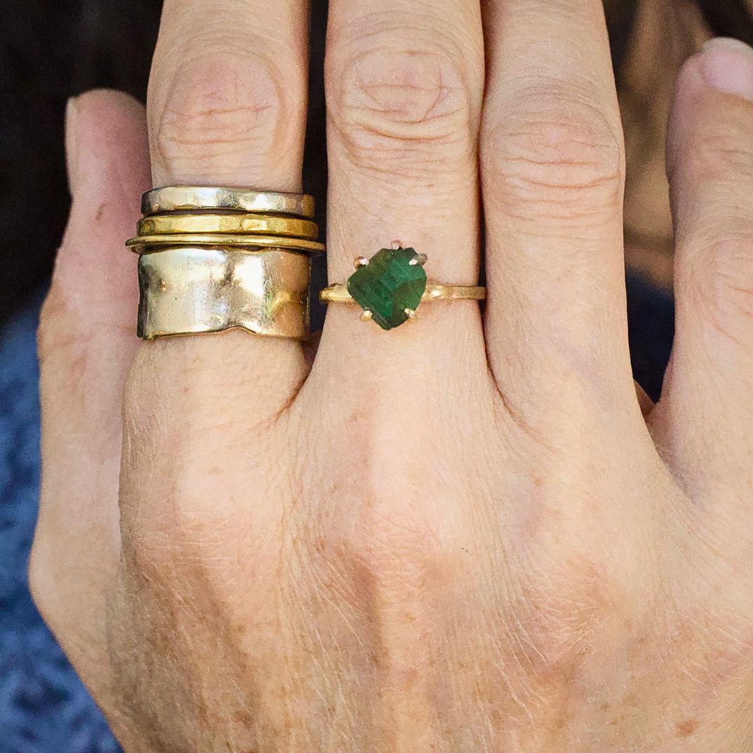 Blue Green Tourmaline Small Stone Ring on a Yellow Gold Embedded Band
