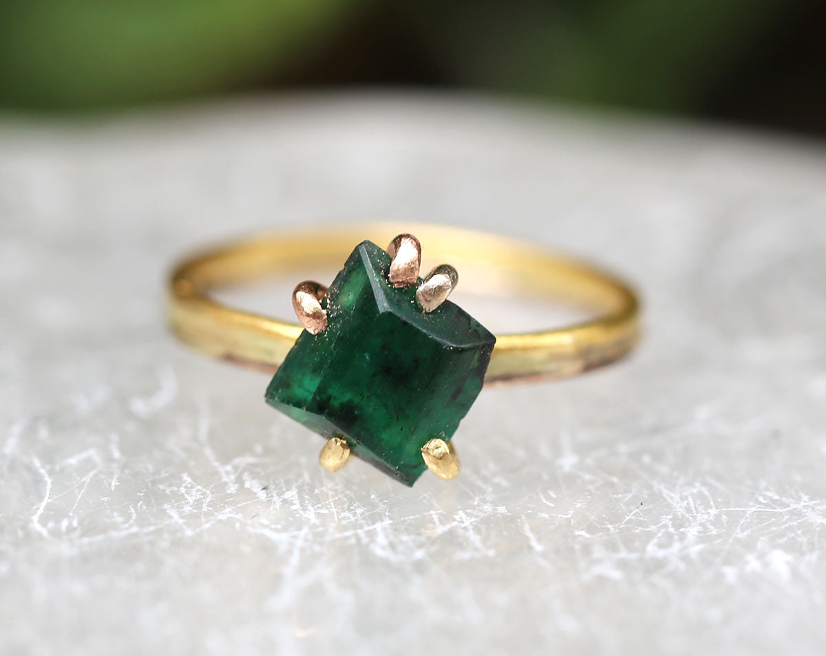 Brazilian Emerald Small Ring