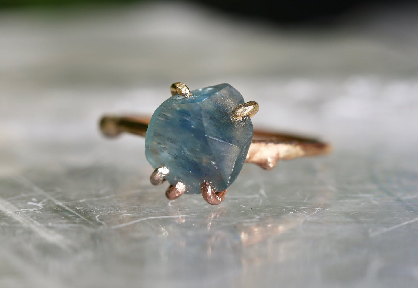 Montana Sapphire Gold Band