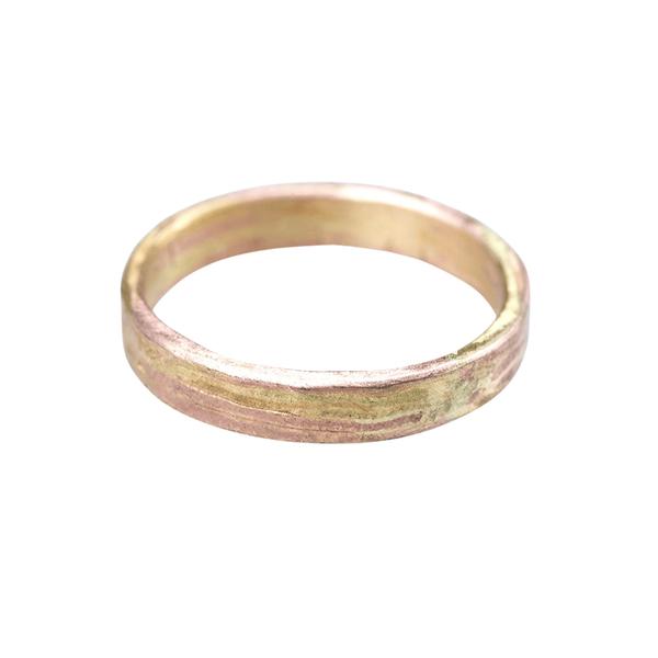 Rose gold square ribbon ring