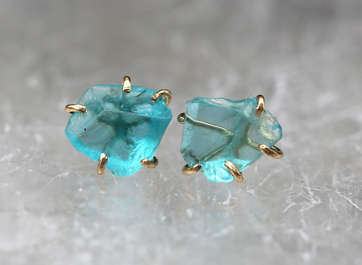 Apatite small studs