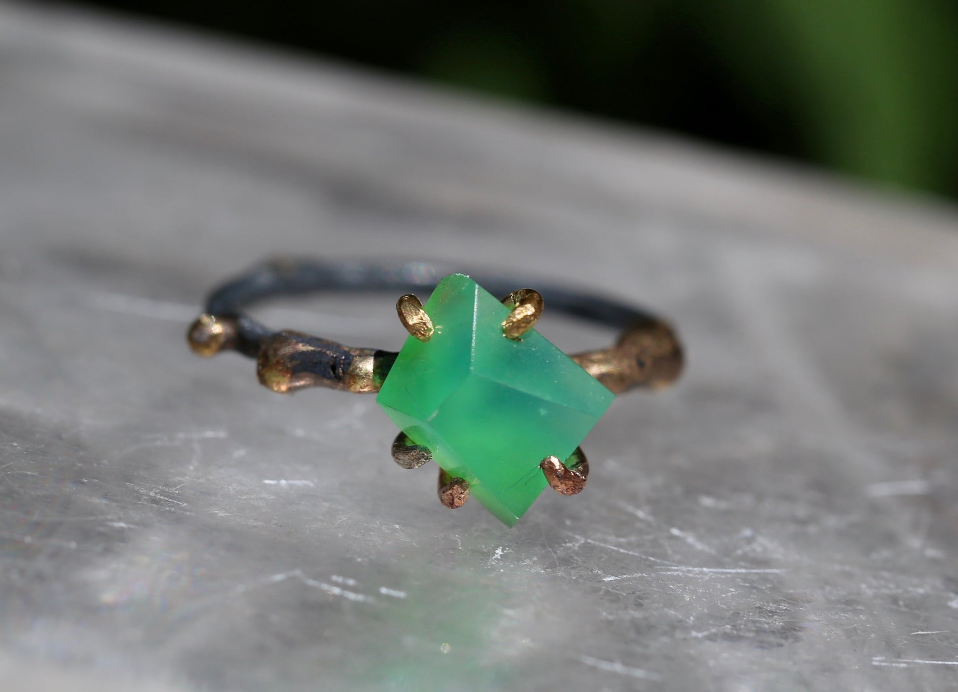 Chrysoprase small ring