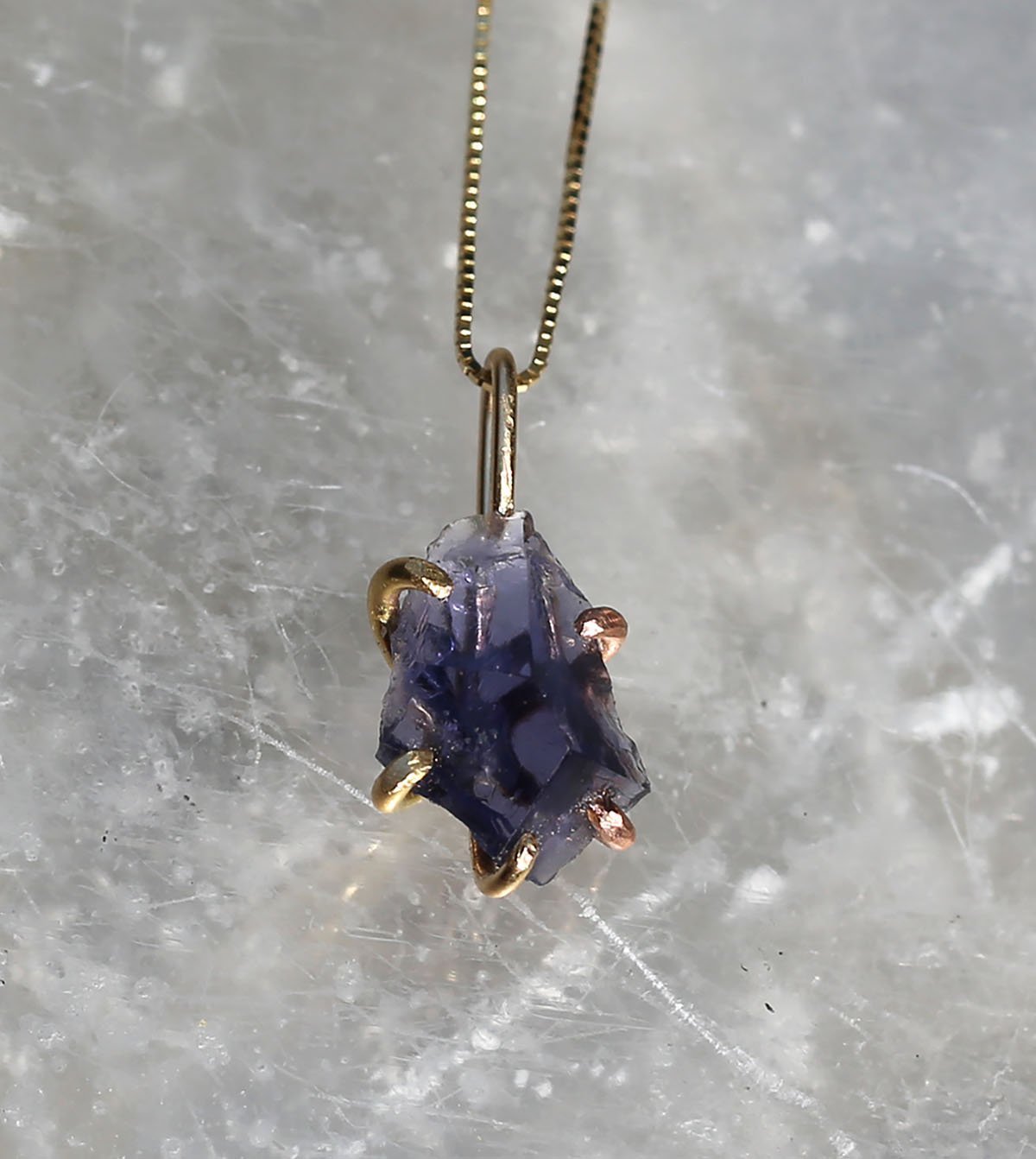 Iolite small pendant